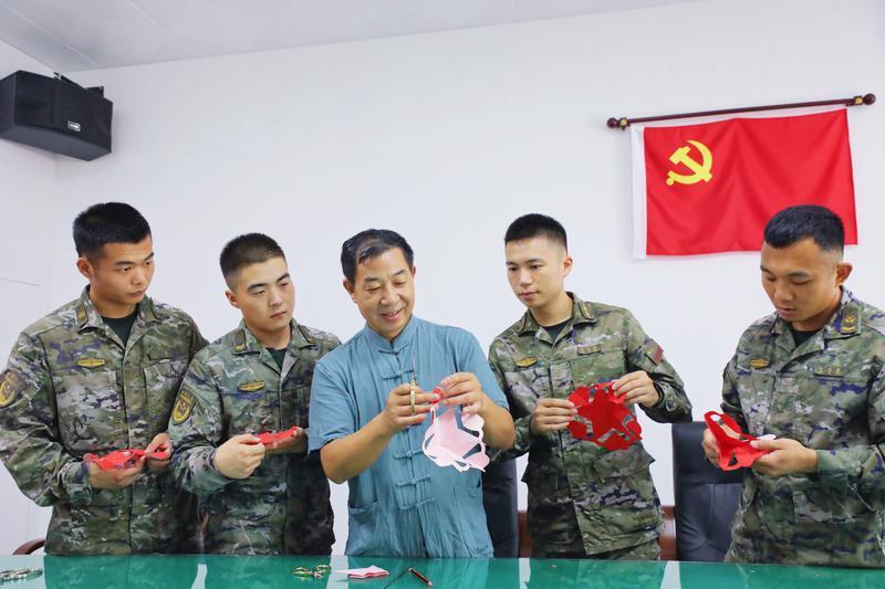三明宁化：非遗文化进军营